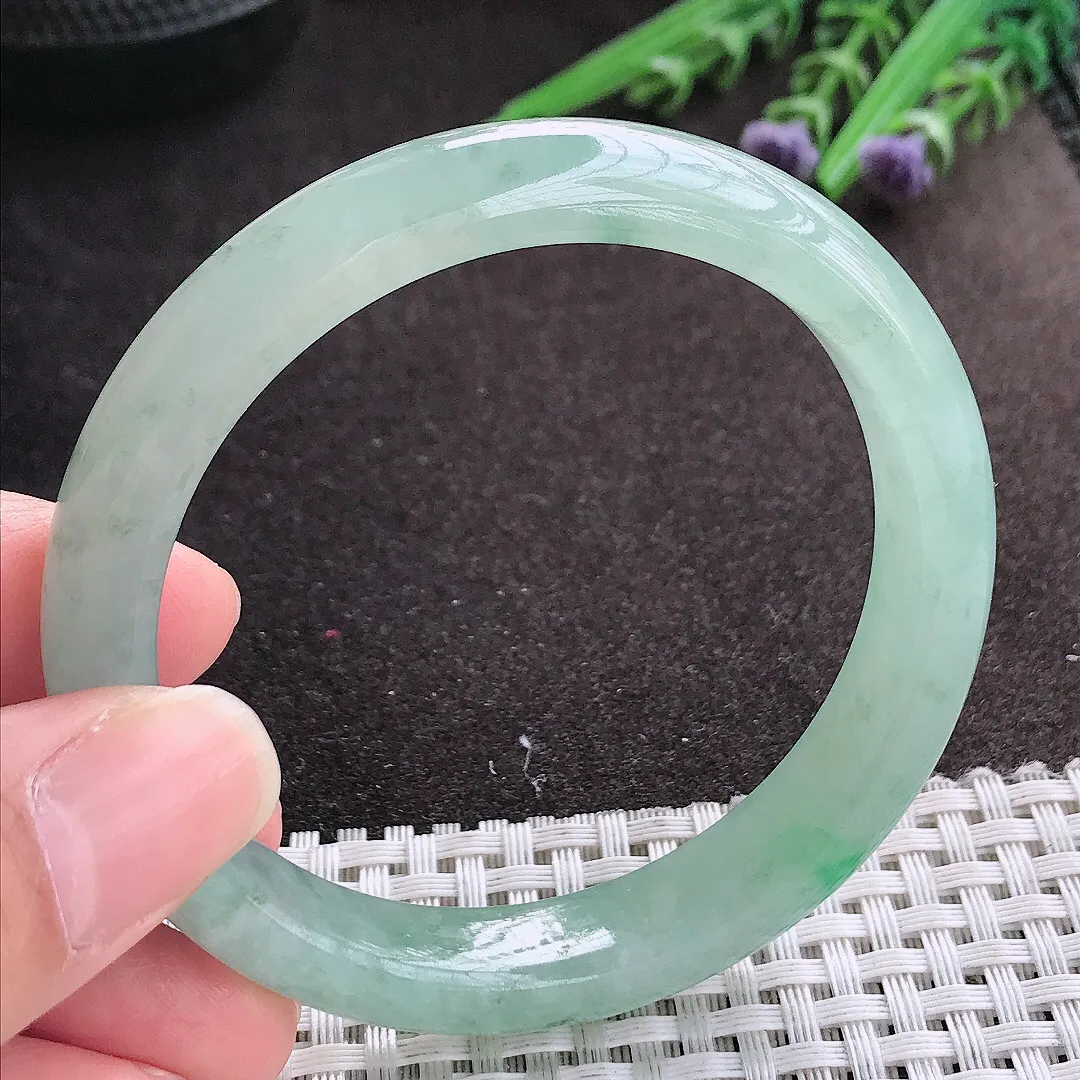 实拍A货翡翠56/11.2/7.8老坑冰润起胶冰晴飘绿手镯宽边玉镯手环