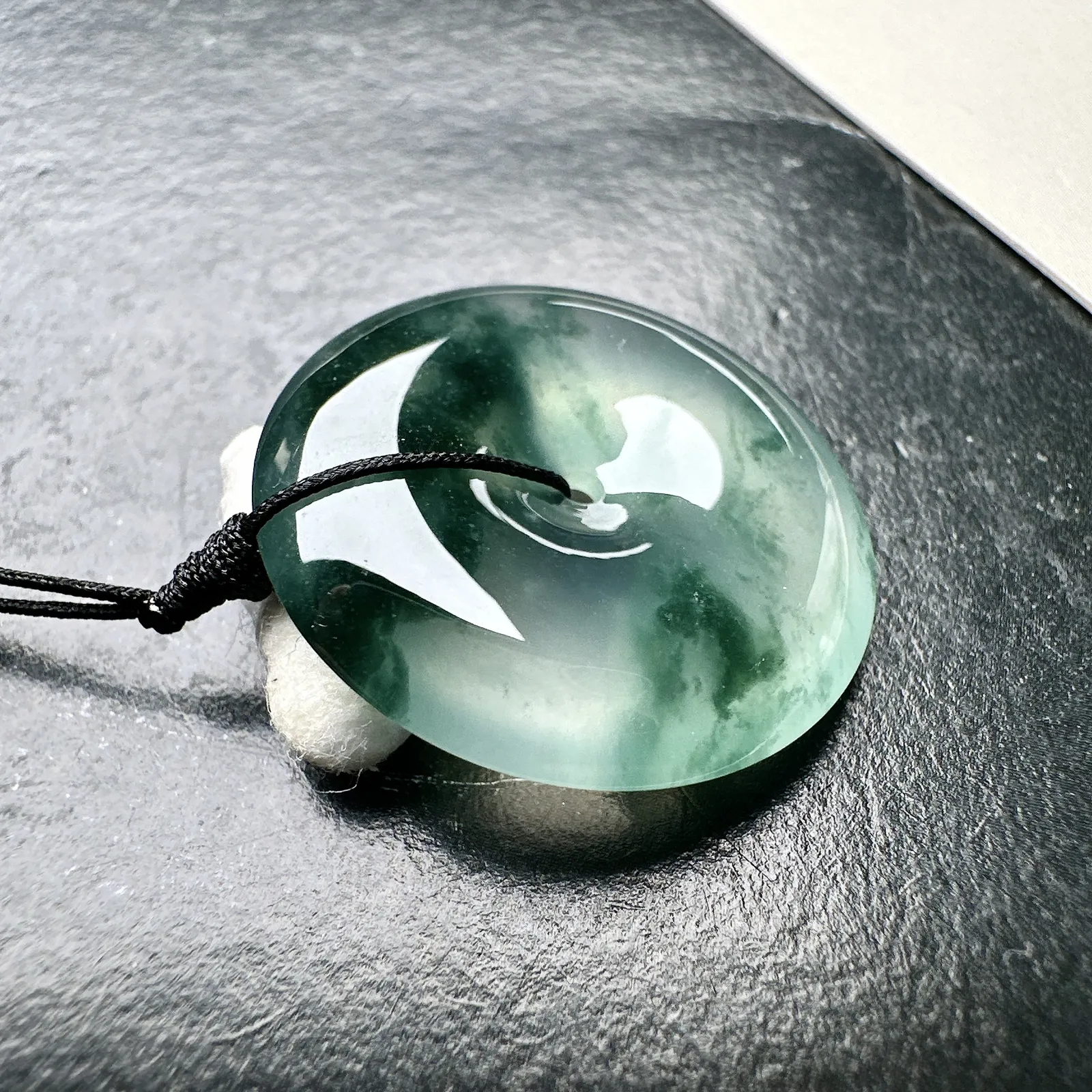 【冰种飘花平安扣】质地细腻，品质很好，冰感十足，胶感明显，收藏品质