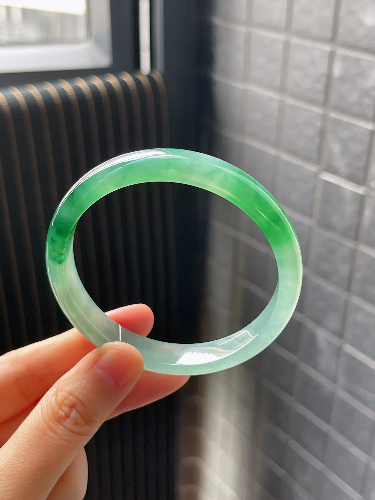 正圈57.4圈口，翡翠手镯