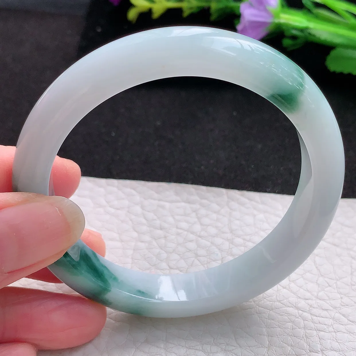 ee实拍56*11.2*7.8平安镯 天然翡翠A货飘花玉手镯水润宽边玉手环