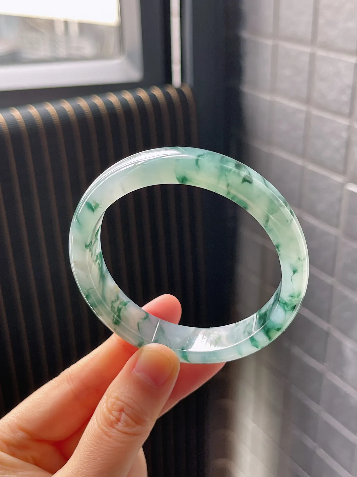 正圈55.6圈口，翡翠手镯