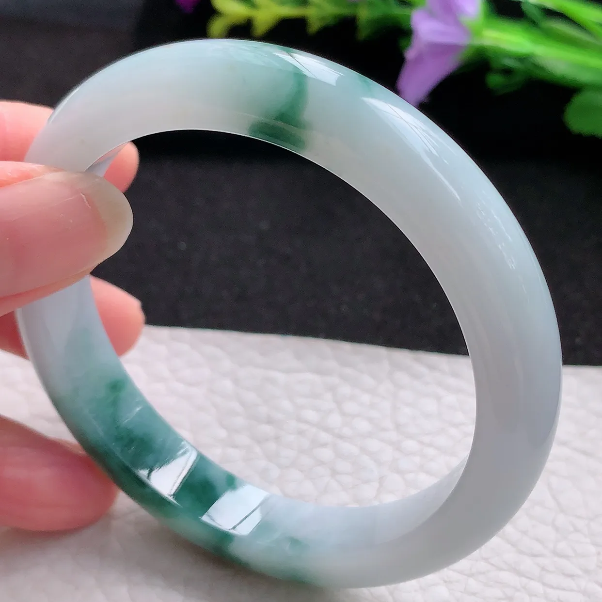 ee实拍56*11.2*7.8平安镯 天然翡翠A货飘花玉手镯水润宽边玉手环