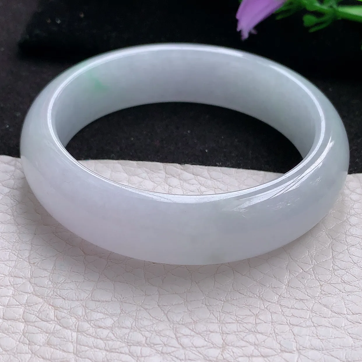 jm实拍53*14.3*7.6平安镯 天然翡翠A货飘绿玉手镯纯美宽边玉手环