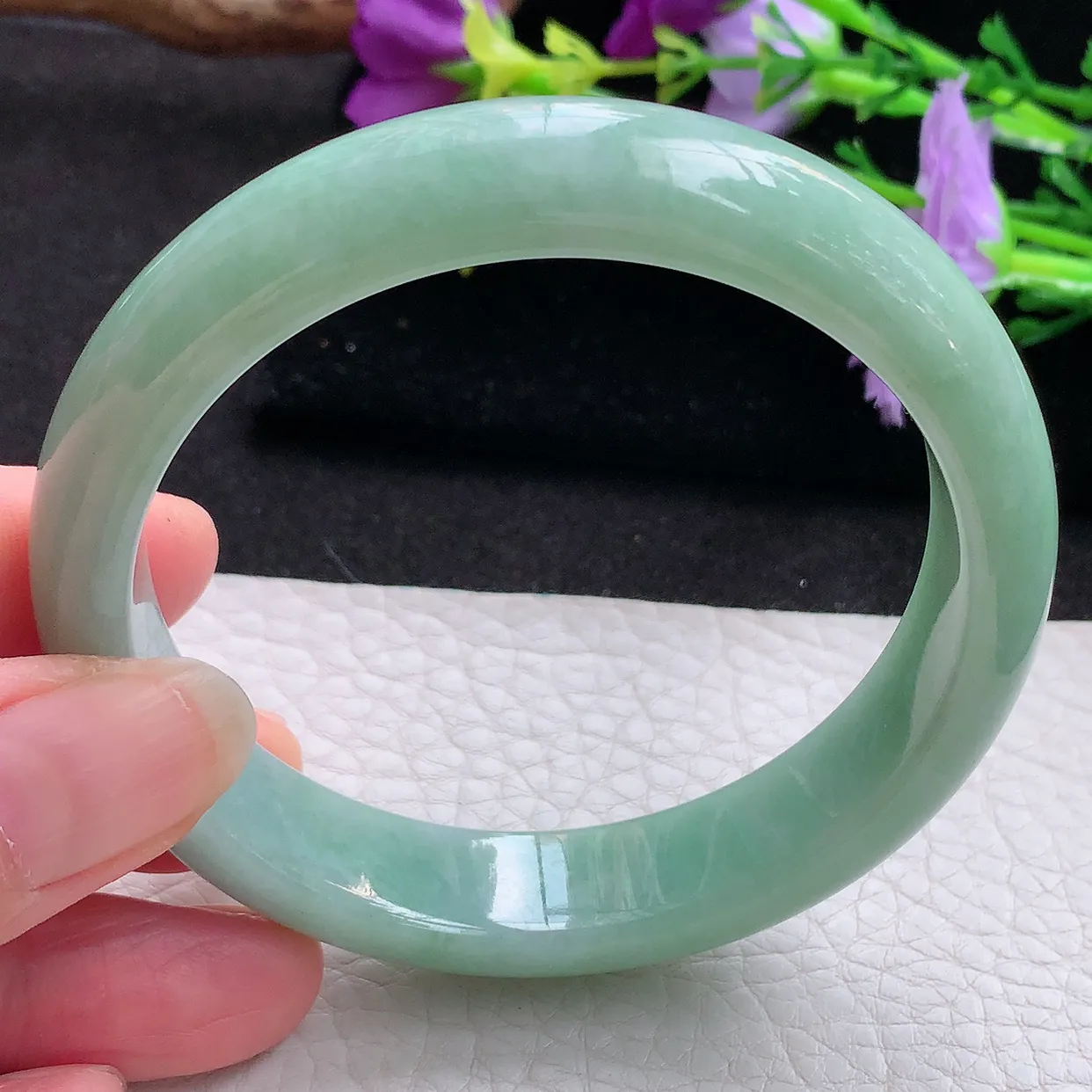 xx实拍59*13*7.8平安镯 天然翡翠A货满绿玉手镯水润宽边玉手环