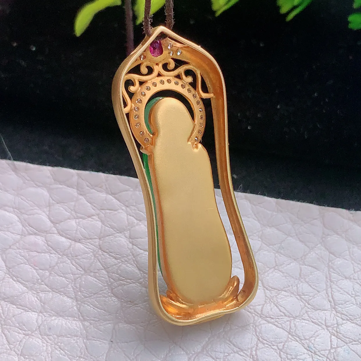 axm自然光34.7*13.5*6.6天然缅甸翡翠a货飘冰阳悟道 佛主玉吊坠 玉挂件