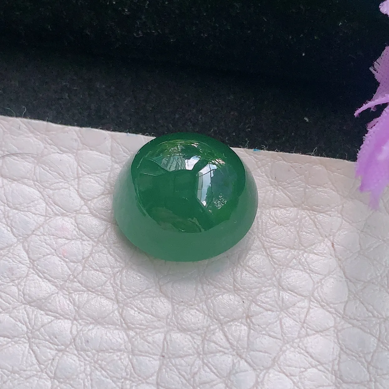 axm实拍14.7*14*8.8天然缅甸翡翠a货冰满绿饱满蛋面 鸽子蛋