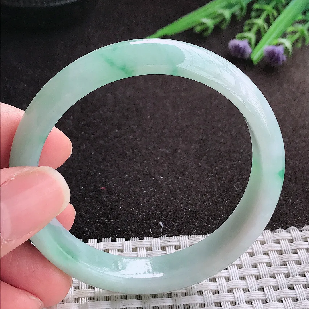 实拍A货翡翠55/12.3/7.2老坑冰润起胶飘花手镯宽边玉镯手环