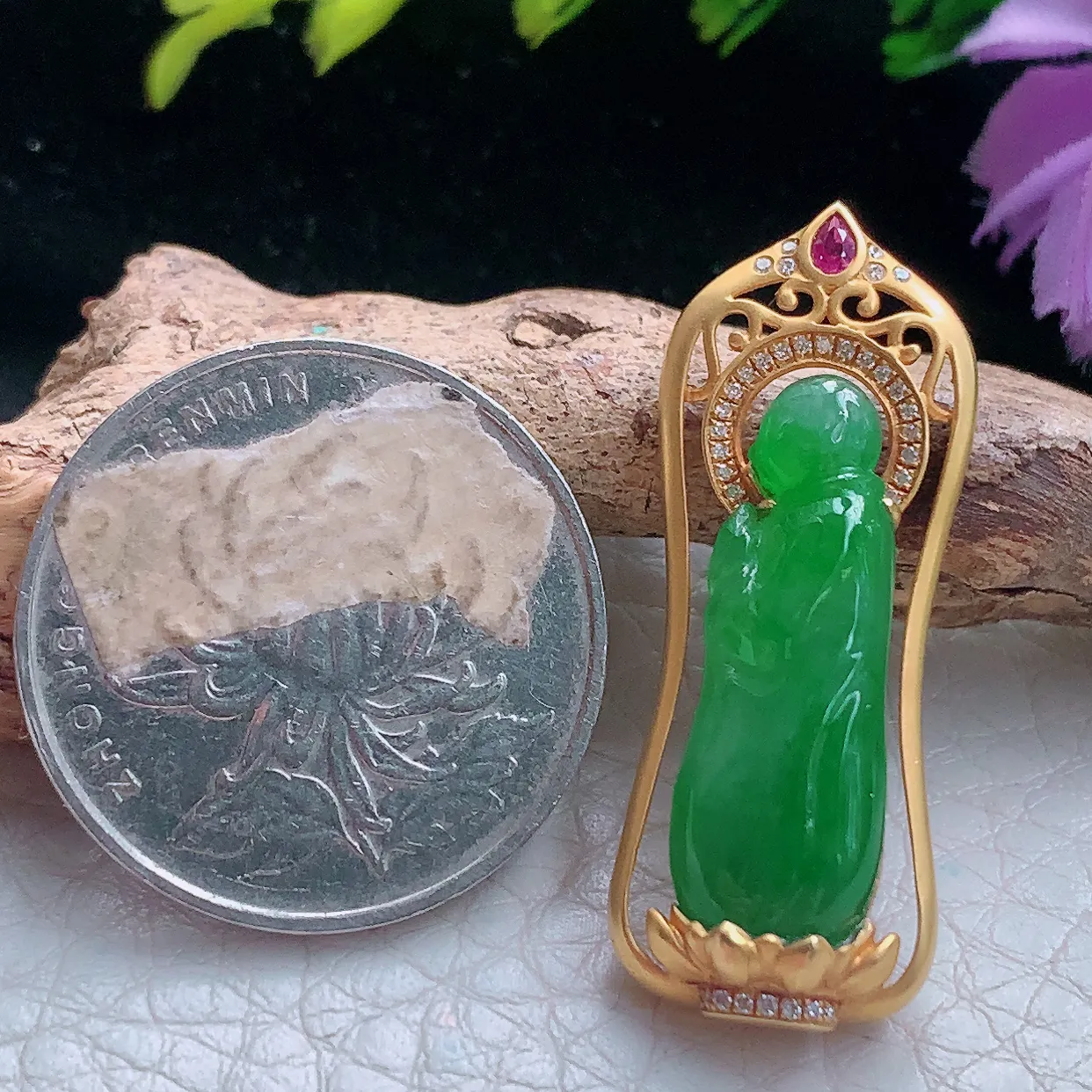 axm自然光34.7*13.5*6.6天然缅甸翡翠a货飘冰阳悟道 佛主玉吊坠 玉挂件