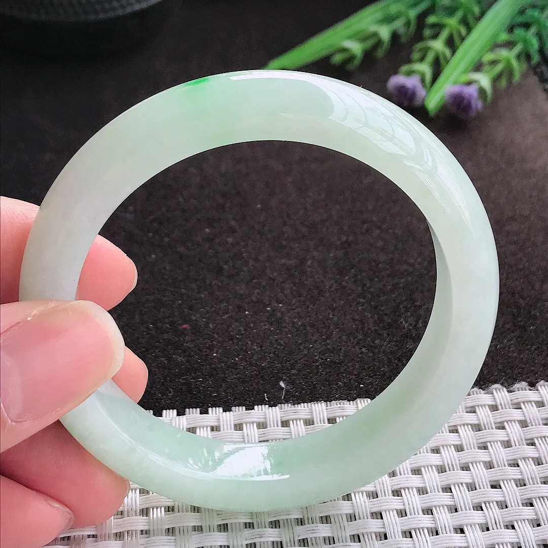 实拍A货翡翠55/12.3/8.5老坑冰润水灵冰晴绿手镯宽边玉镯手环