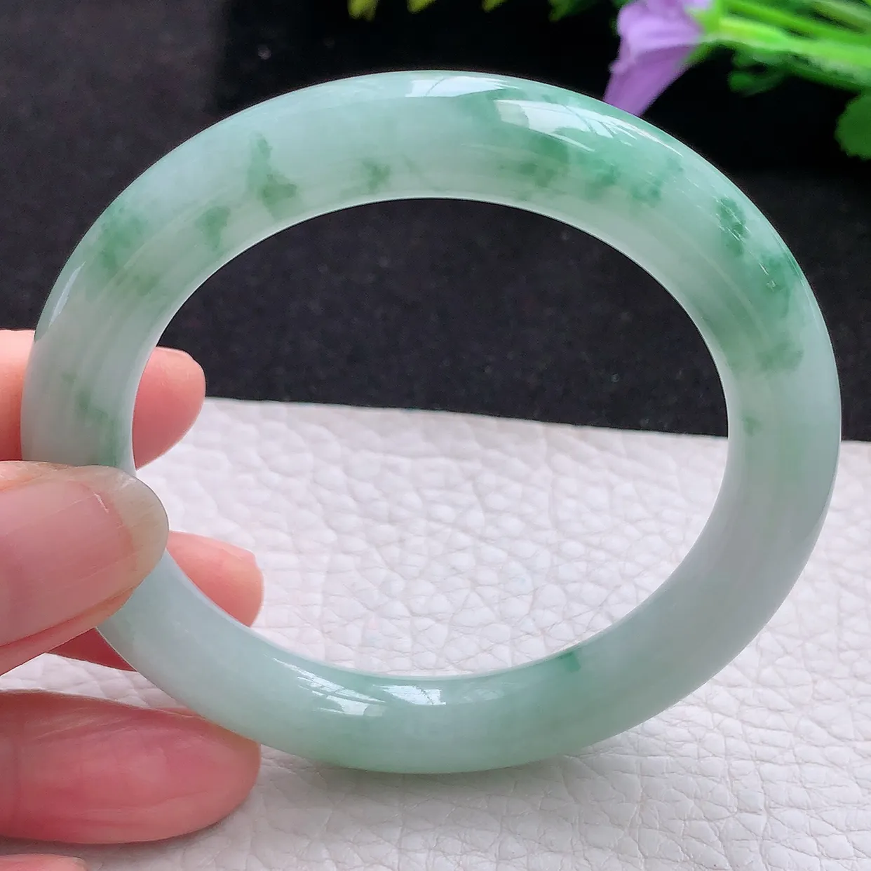 hy实拍54*10.2*9.8美人镯 天然翡翠A货手镯水润飘花圆条玉手环 叮当镯