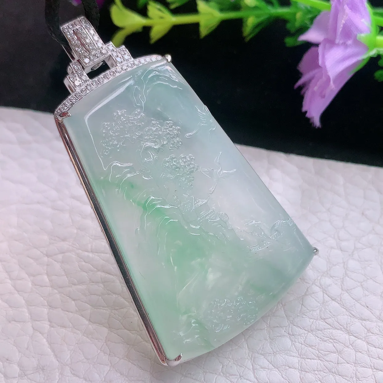 axm自然光58.2*33.8*8.2天然缅甸翡翠a货冰飘金丝绿山水 大好河山玉吊坠 玉挂件