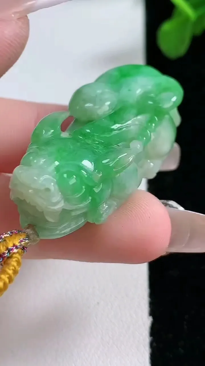 天然A货翡翠貔貅吊坠，尺寸43-20-13，重:21.30g 002
1月1日