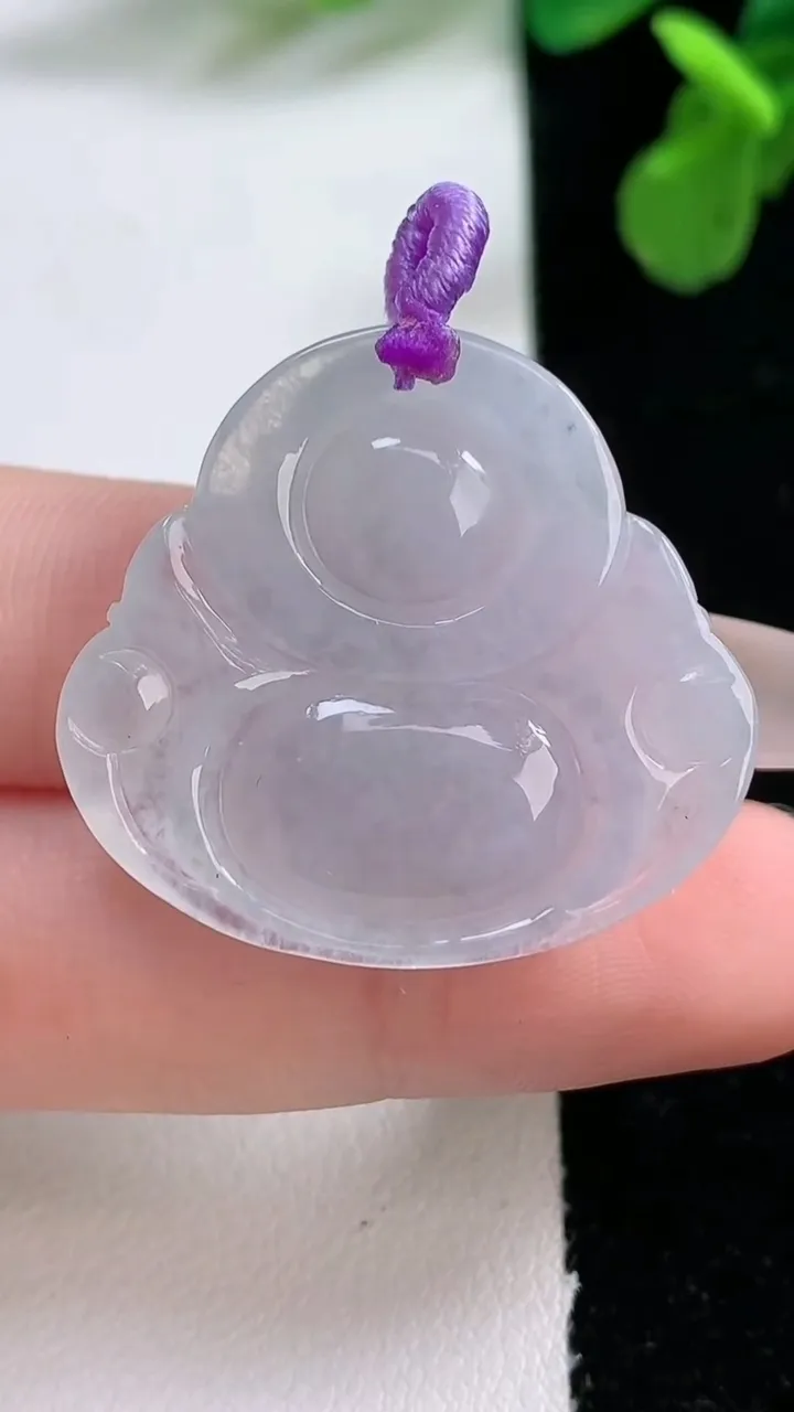 天然A货翡翠佛公吊坠，尺寸28.6-31-6，重量:7.79g
1月1日