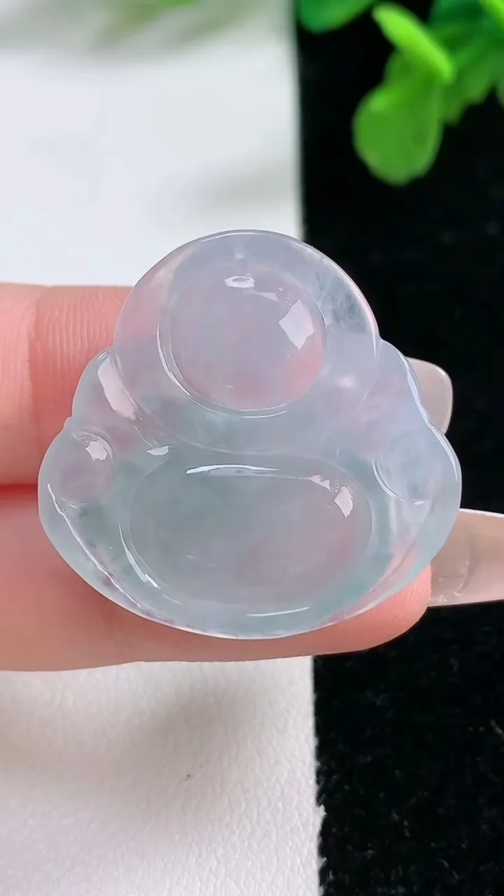 天然A货翡翠佛公吊坠，尺寸28.4-29.3-6，重量:7.35g
1月1日