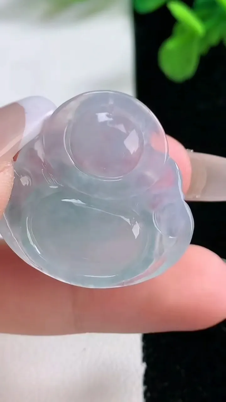 天然A货翡翠佛公吊坠，尺寸28.4-29.3-6，重量:7.35g
1月1日