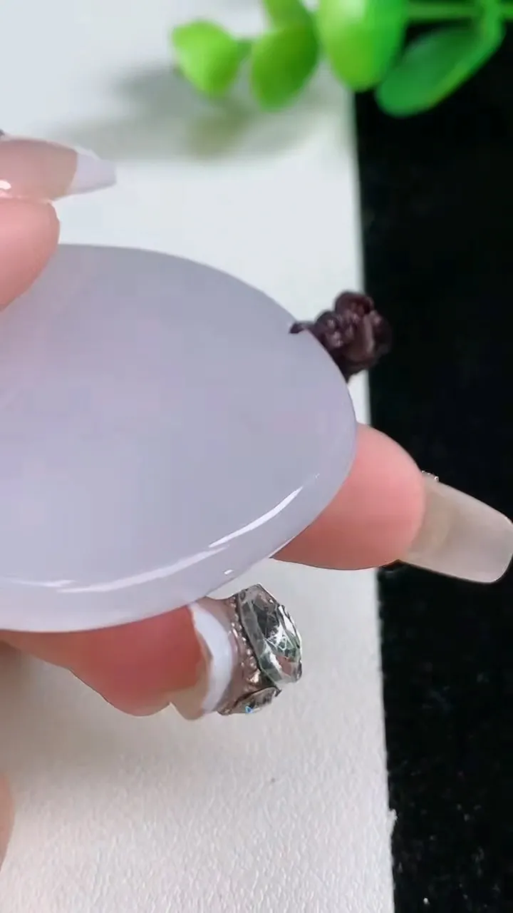 天然A货翡翠悟道吊坠，尺寸45.5-39.5-6，重:31.99g 573
1月1日