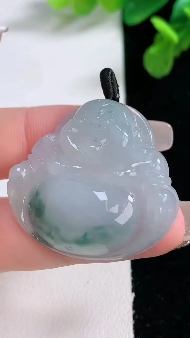 天然A货翡翠冰种飘花佛公吊坠，尺寸32.3-35.3-7，重量:12.16g
1月2日