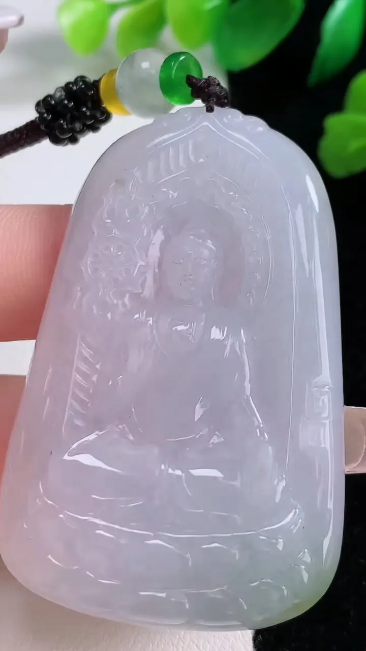 天然A货翡翠阿弥陀佛吊坠，尺寸60-30-7，重:31.10g
1月2日
