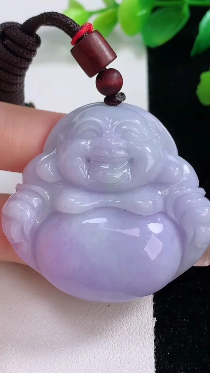 天然A货翡翠紫罗兰佛公吊坠，尺寸46-49.2-12.2，重量:46.74g
1月3日