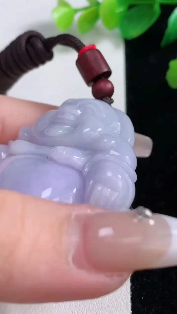 天然A货翡翠紫罗兰佛公吊坠，尺寸46-49.2-12.2，重量:46.74g
1月3日