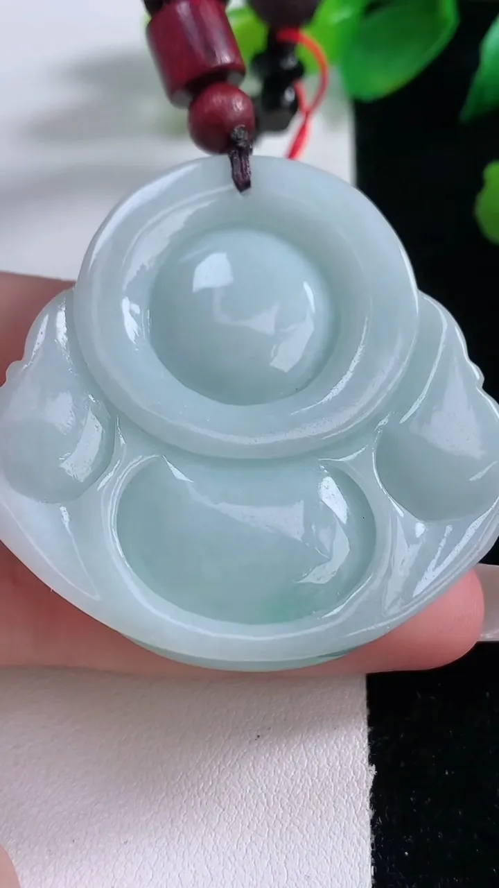 天然A货翡翠佛公吊坠，尺寸47-47.6-13.2，重量:48.97g
1月3日