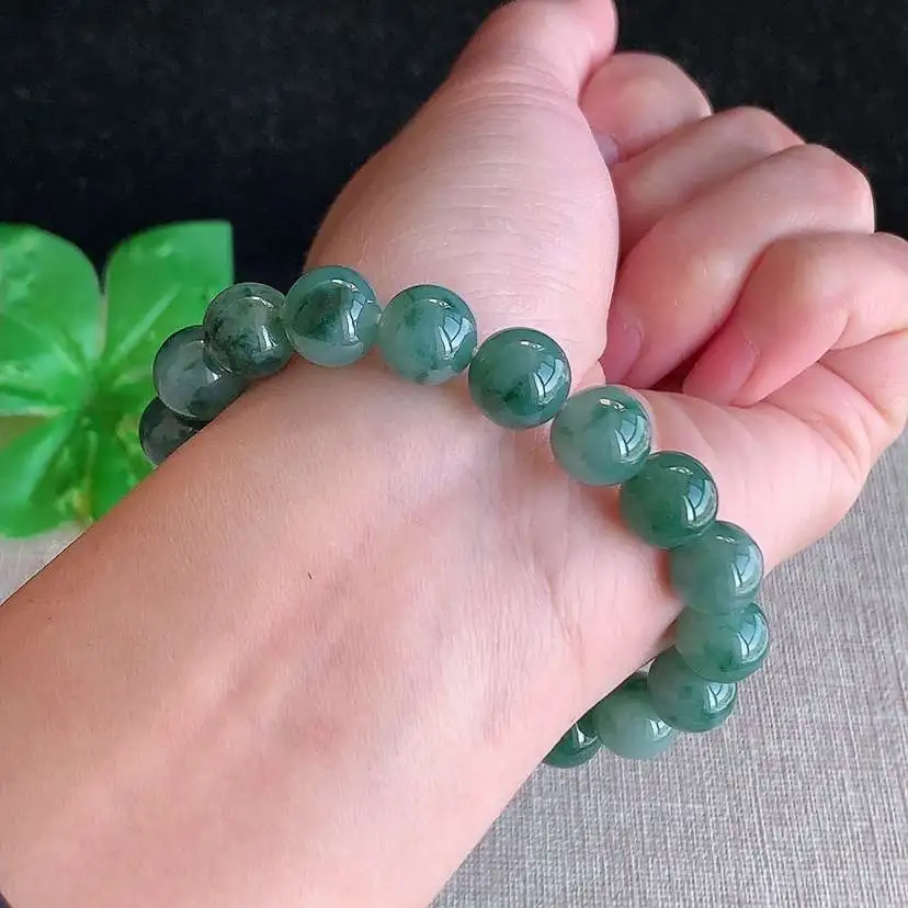 a货翡翠冰种飘花圆珠佛珠手串19颗  尺寸10mm 重量35.46g 0102