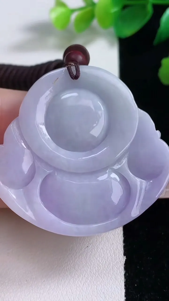 天然A货翡翠紫罗兰佛公吊坠，尺寸46-49.2-12.2，重量:46.74g
1月3日