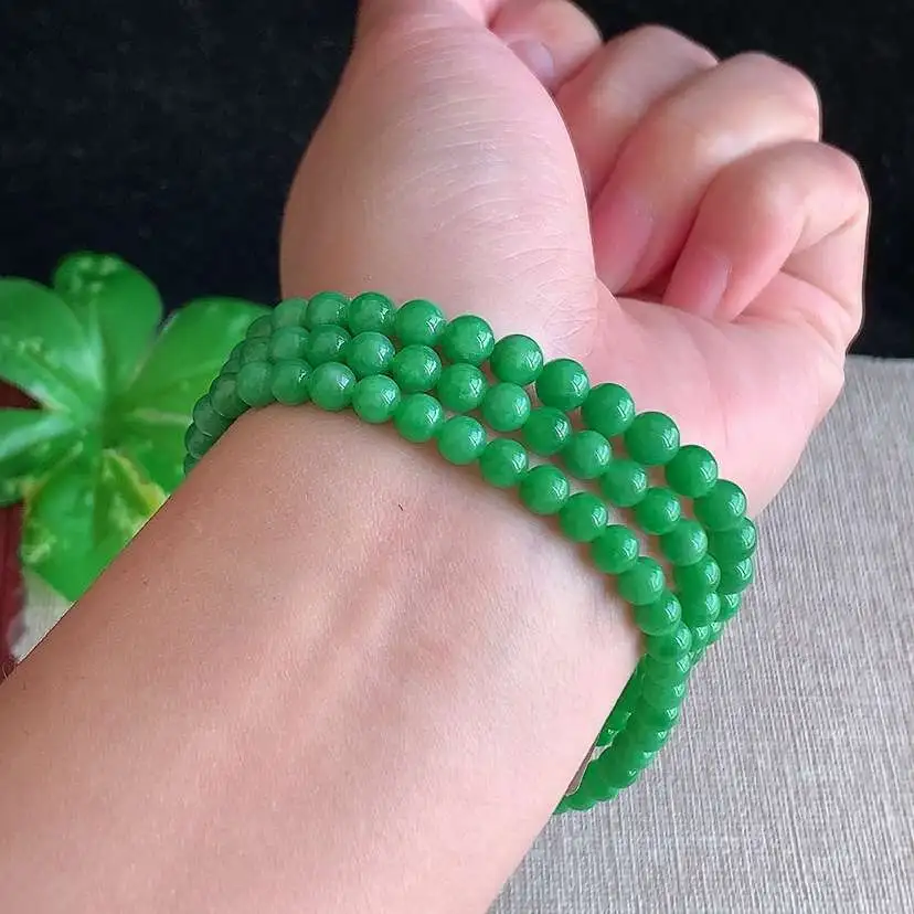 a货翡翠冰种满绿圆珠项链毛衣链111颗  尺寸4.7mm 重量27.44g 0102