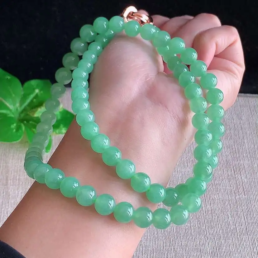 a货翡翠冰种满绿甜绿圆珠项链毛衣链73颗  尺寸7.7mm 重量61.60g 0103