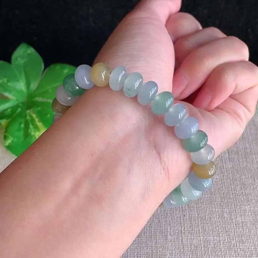 a货翡翠冰种多彩算盘珠手串28颗 尺寸9.5×6mm 重量30.88g 0103