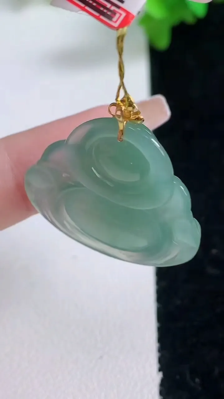 天然A货翡翠佛公吊坠，尺寸23-27-5.4，重量:7.11g
1月4日