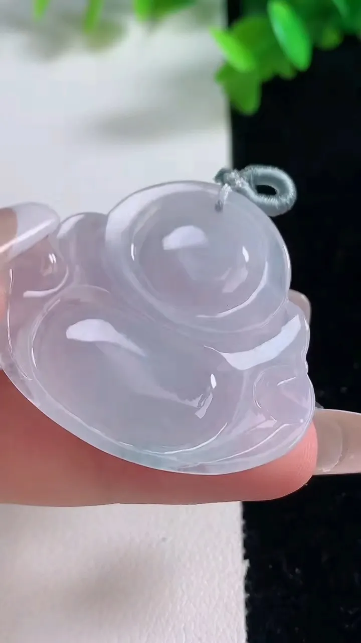 天然A货翡翠冰种飘花佛公吊坠，尺寸34-38.8-5.9，重量:11.43g
1月4日