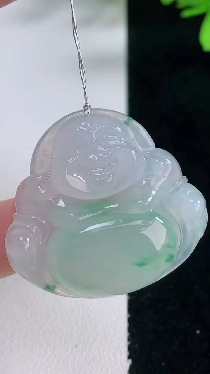 天然A货翡翠种飘花佛公吊坠，尺寸32-35.2-6.7，重量:12.27g
1月5日