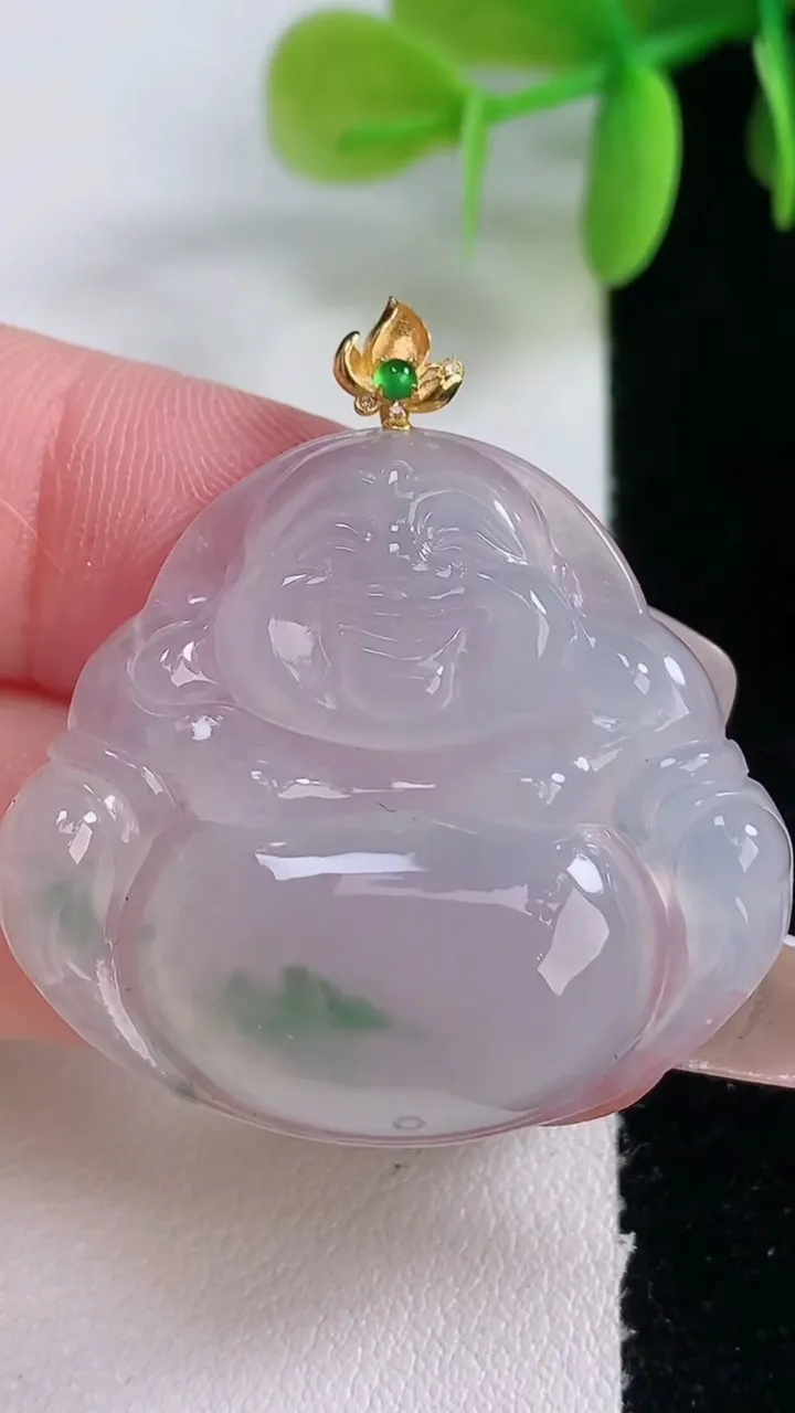 天然A货翡翠种飘花佛公吊坠，尺寸30-33-5.8，重量:8.75g
1月5日