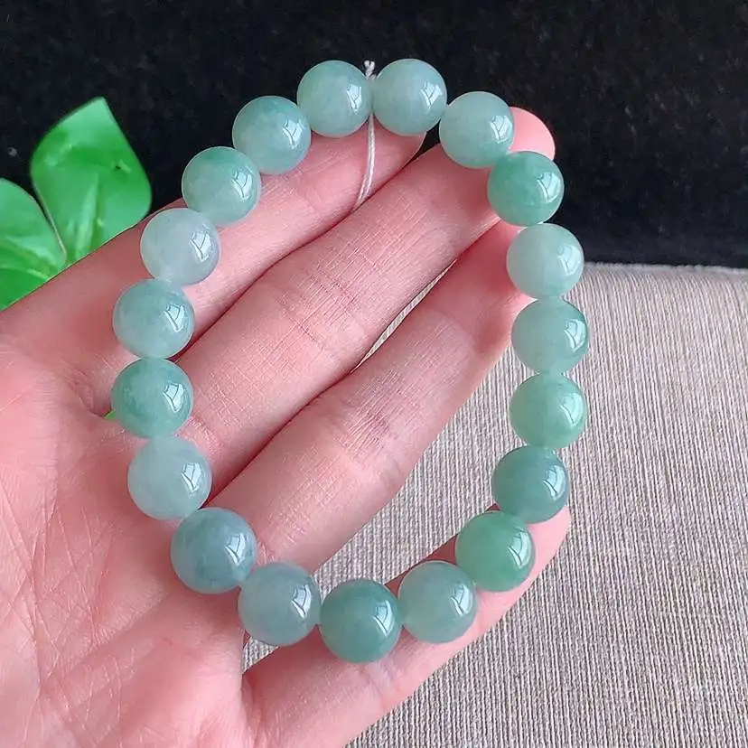 a货翡翠冰种飘绿圆珠佛珠手串19颗 尺寸10mm 重量35.83g 0104