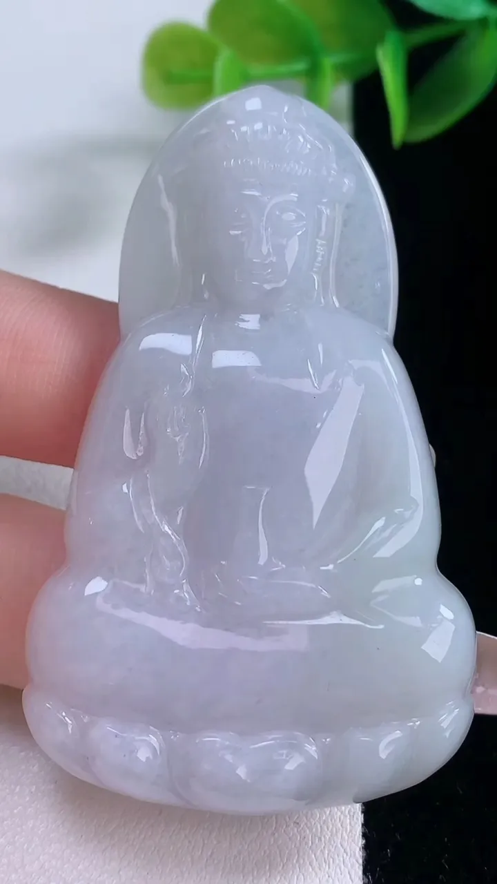 天然A货翡翠紫罗兰观音菩萨吊坠，尺寸61.7-37.3-6，重量:24.58g
1月5日