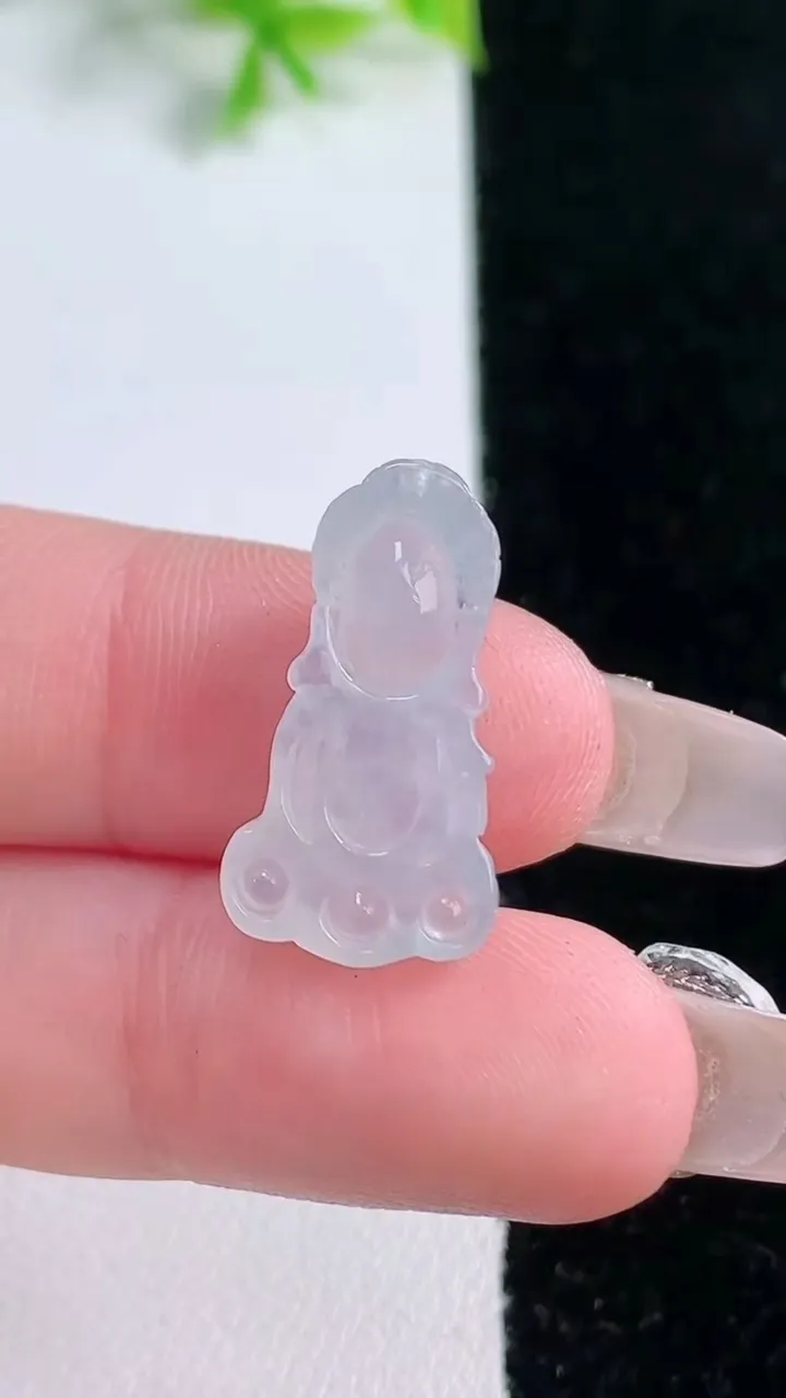 天然A货翡翠宝宝佛吊坠，尺寸21.8-11.8-4.2，重量:1.72g
1月16日