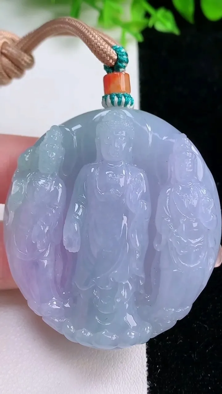 天然A货翡翠紫罗兰阿弥陀佛吊坠，尺寸49-11.2，重量:66.90g
1月17日