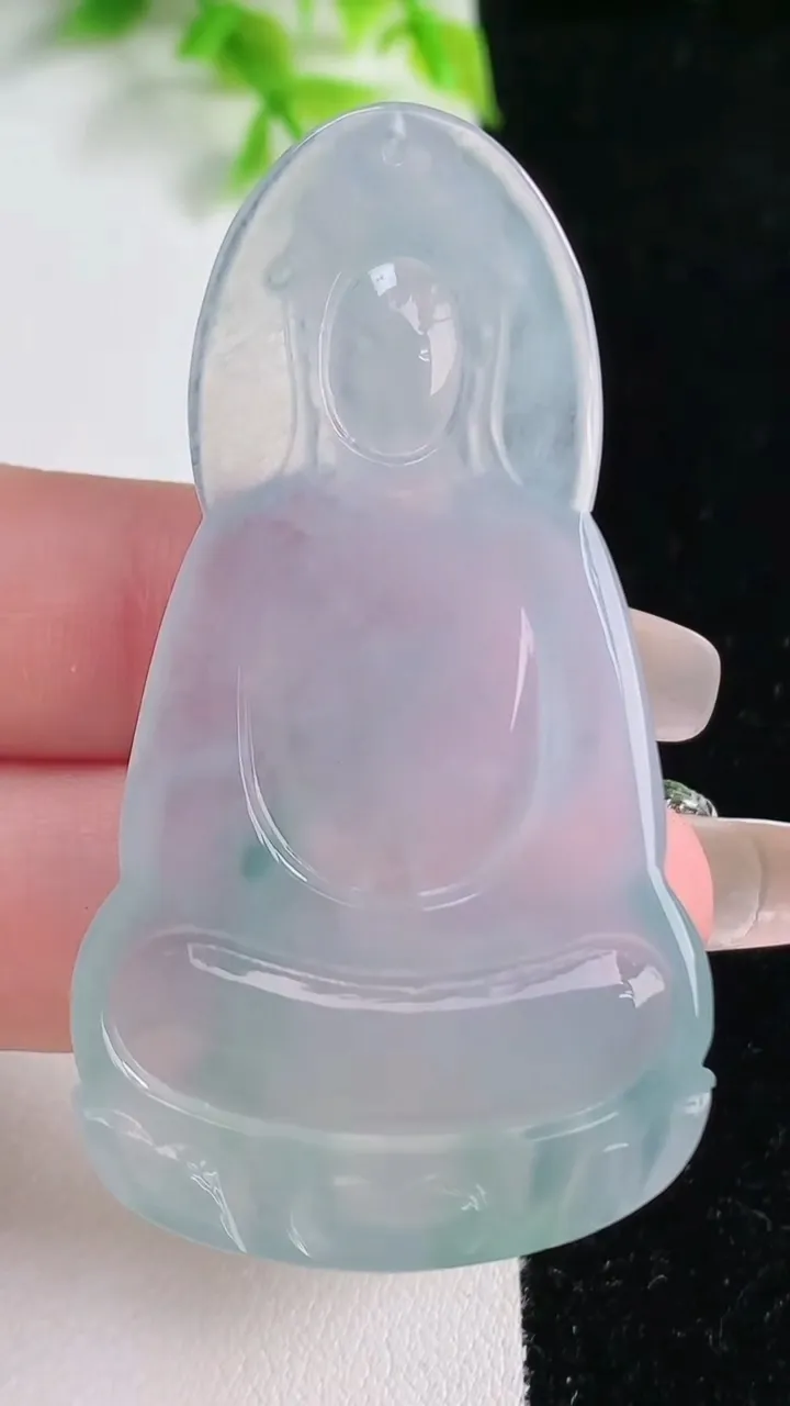 天然A货翡翠种飘花观音菩萨吊坠，尺寸57.3-31.8-5.6，重量:19.28g
1月17日