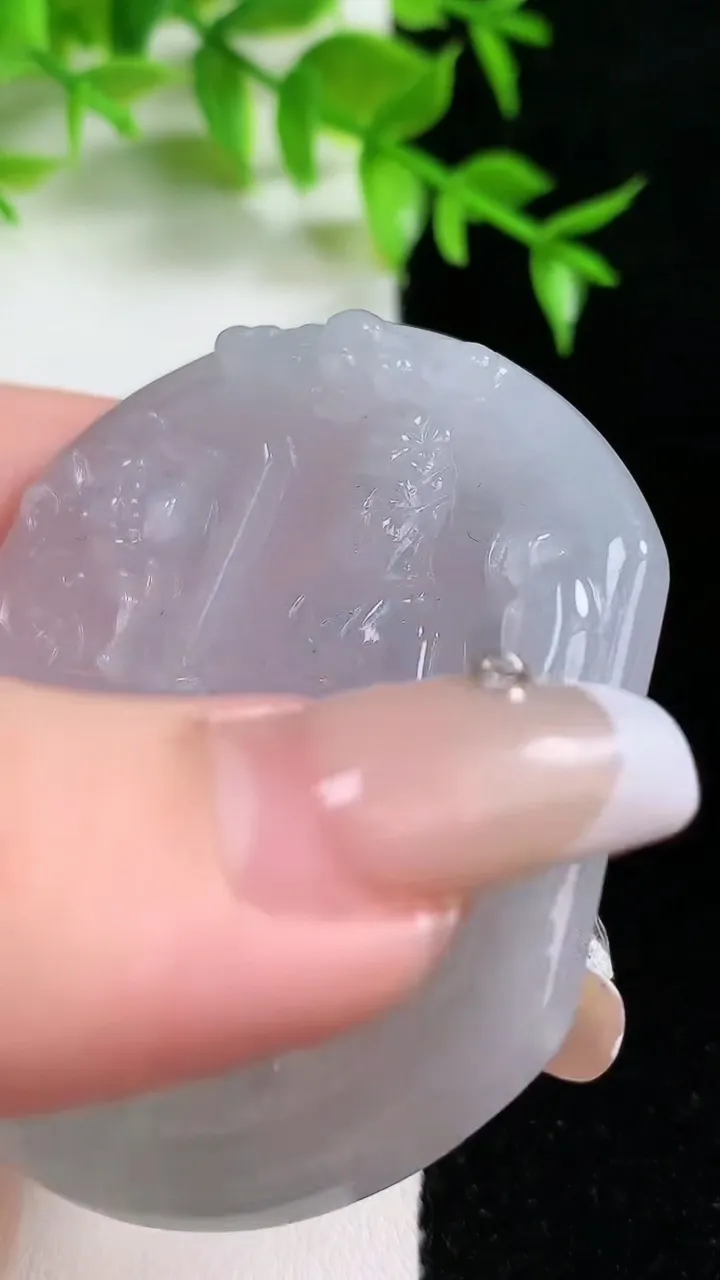 天然A货翡翠文殊菩萨吊坠，尺寸55-51.8-6，重:31.23g
1月18日