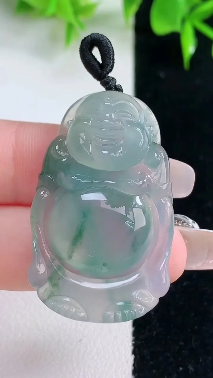 天然A货翡翠种飘花站佛 佛公吊坠，尺寸39-24-7，重量:12.09g
1月18日