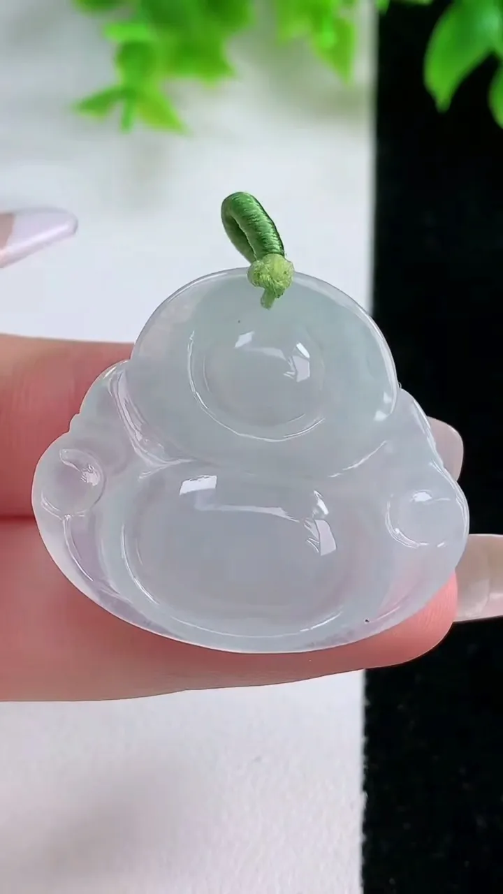 天然A货翡翠佛公吊坠，尺寸30-33.8-5.6，重量:8.44g
1月18日