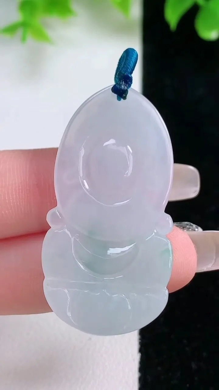 天然A货翡翠冰种飘花宝宝佛吊坠，尺寸41.5-22-5.8，重量:9.89g
1月18日