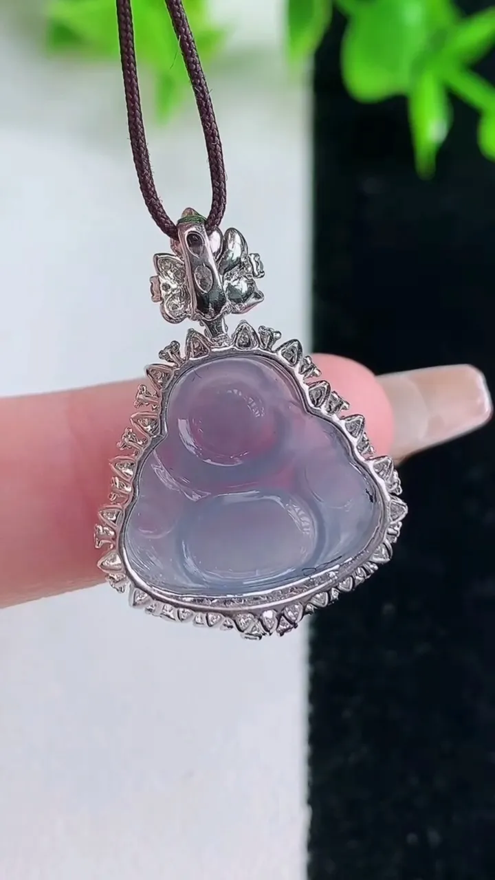 天然A货翡翠种紫罗兰佛公吊坠，尺寸26.8-19.3-7.7，裸石15-16.5重量:3.24g
1月18日