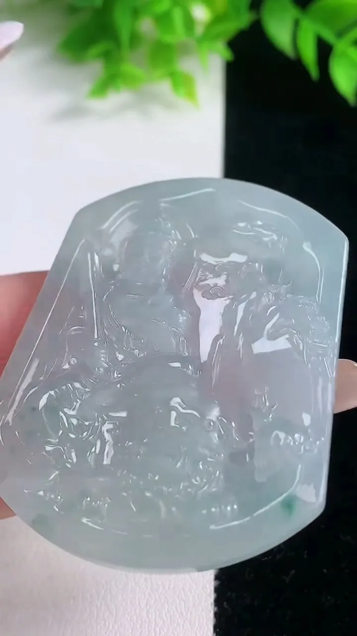 天然A货翡翠冰种飘花文殊菩萨吊坠，尺寸55-44.3-5，重量:27.50g
1月18日