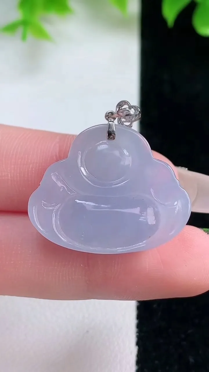 天然A货翡翠18K金紫罗兰佛公吊坠，尺寸22-27.4-7.5，重量:6.65g
1月18日