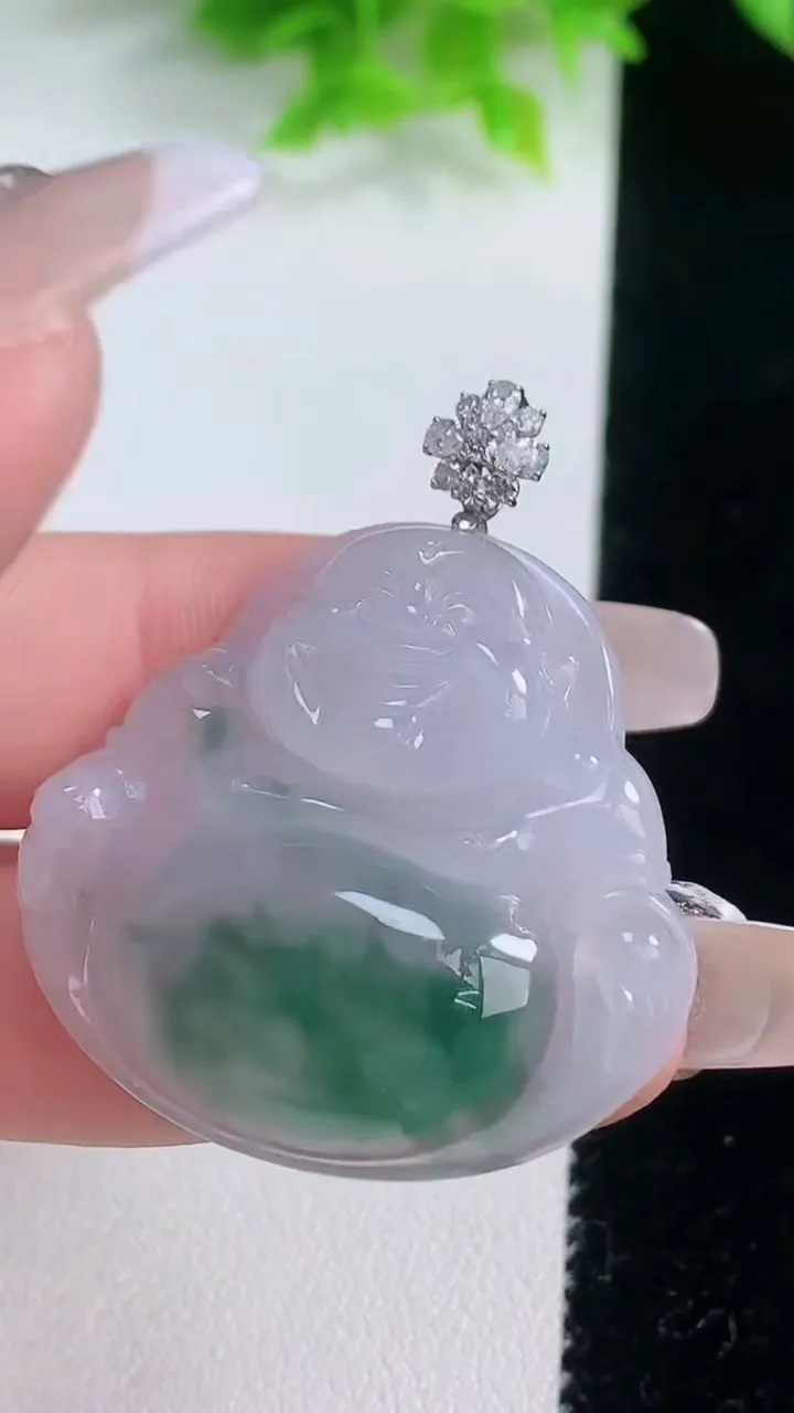 天然A货翡翠种飘花佛公吊坠，尺寸33.7-35.8-5.6，重量:10.51g
1月19日