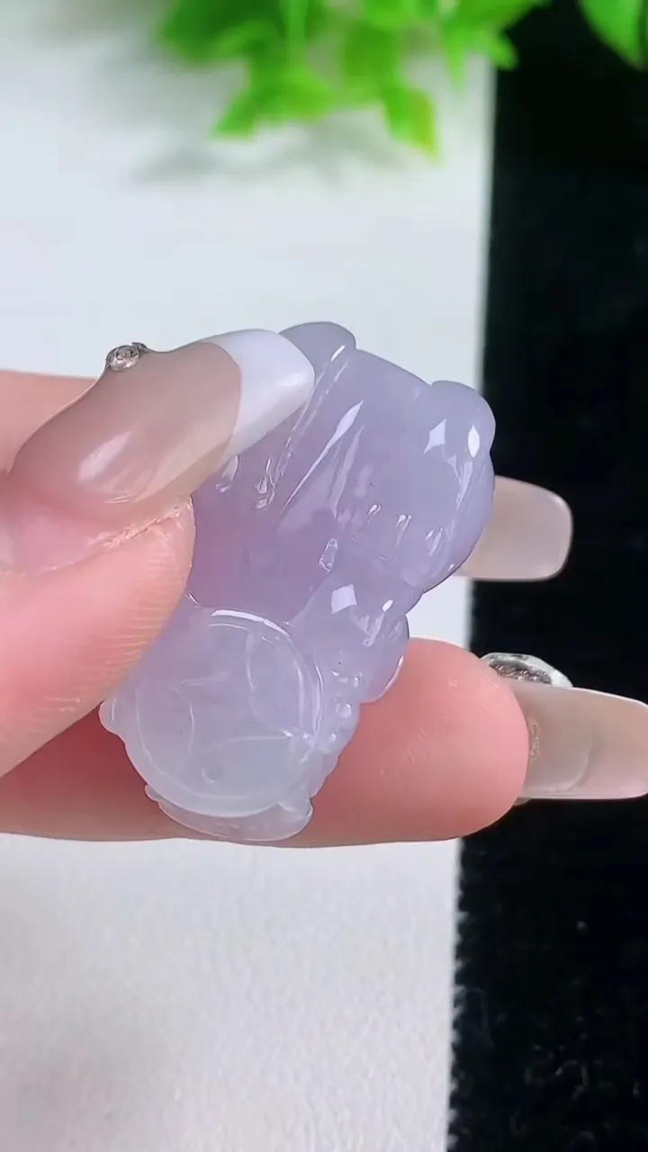 天然A货翡翠紫罗兰貔貅吊坠，尺寸33-20.2-12，重量:17.28g
1月19日