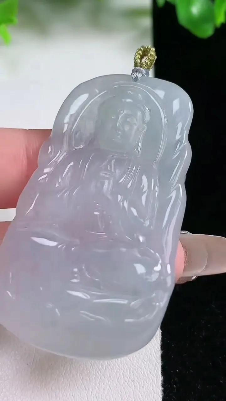 天然A货翡翠阿弥陀佛吊坠，尺寸53.8-31.6-5，重量:19.18g
1月20日