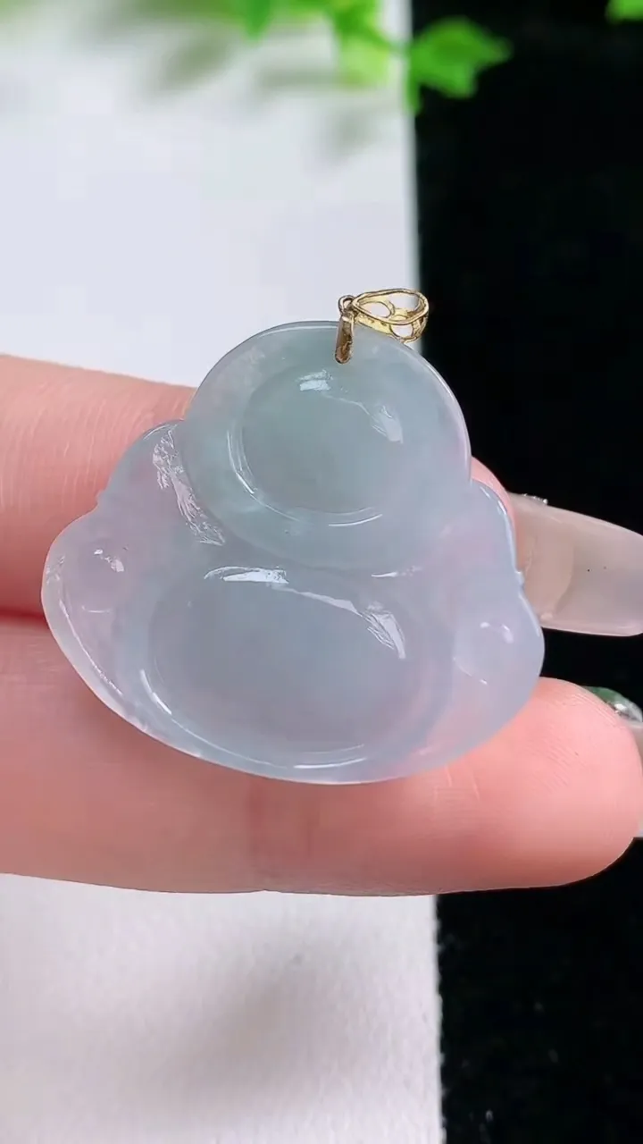 天然A货翡翠佛公吊坠，尺寸26-28.4-5.6，重量:5.85g
1月20日